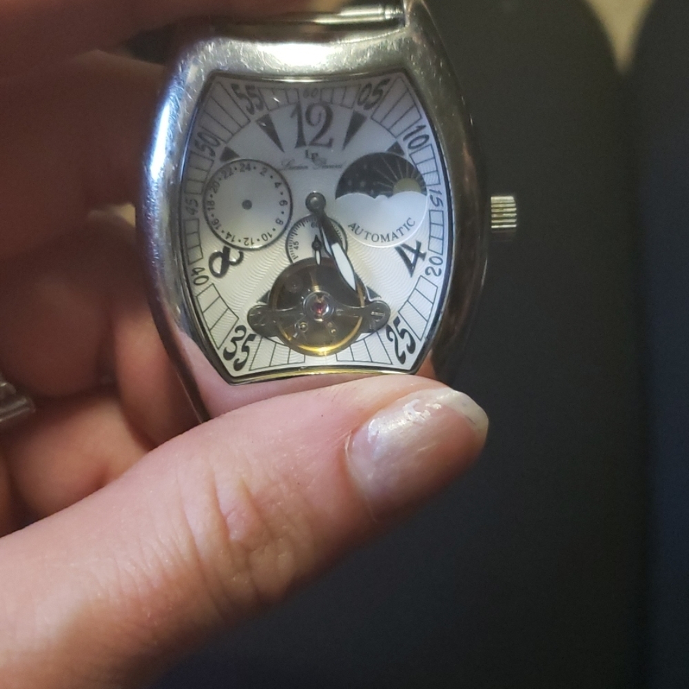 Lucien piccard watch